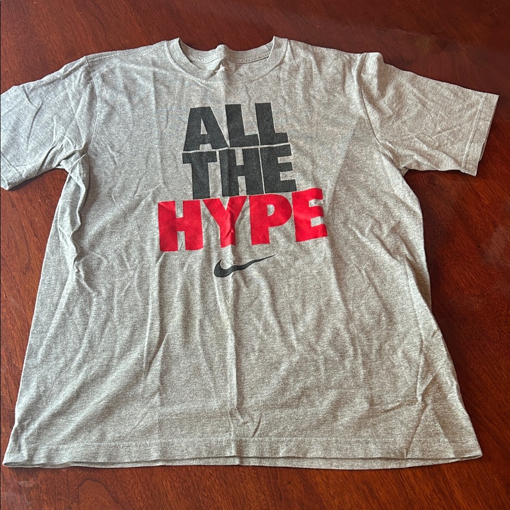 Nike Gray Regular Fit Shirt size Medium